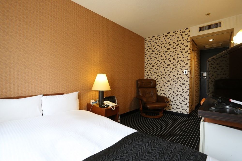 Apa Hotel Okayama Ekimae Экстерьер фото